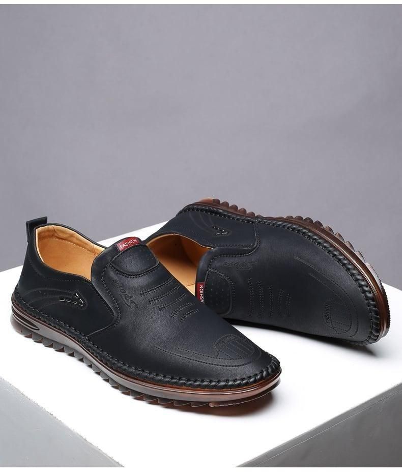 Men's Soft Leather Casual Slip-On Shoes – Stylish & Comfortable Everyday Footwear (Black)