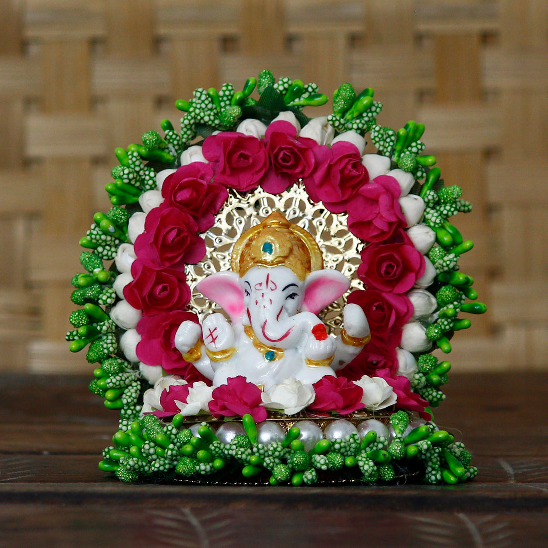 eCraftIndia Lord Ganesha Idol on Decorative Handcrafted Green Floral Plate – Metal & Aluminium – Perfect for Home and car